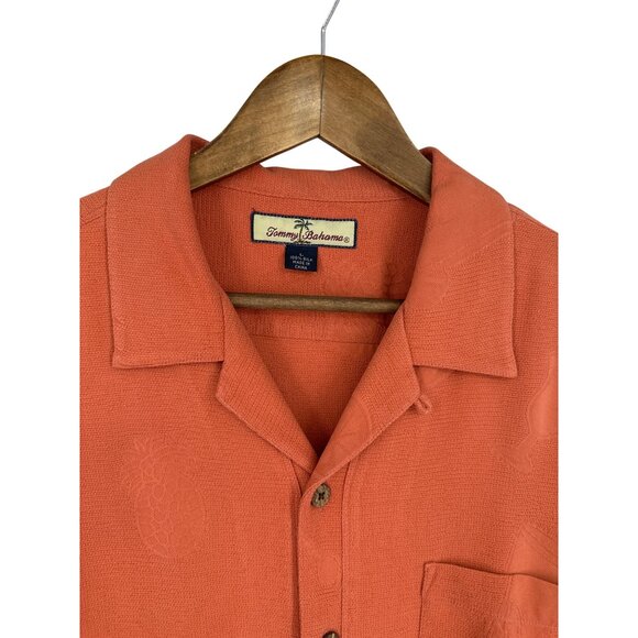 Tommy Bahama Silk Camp Shirt With Drinks & Pineapple Design Short Sleeves Size L - Picture 2 of 12